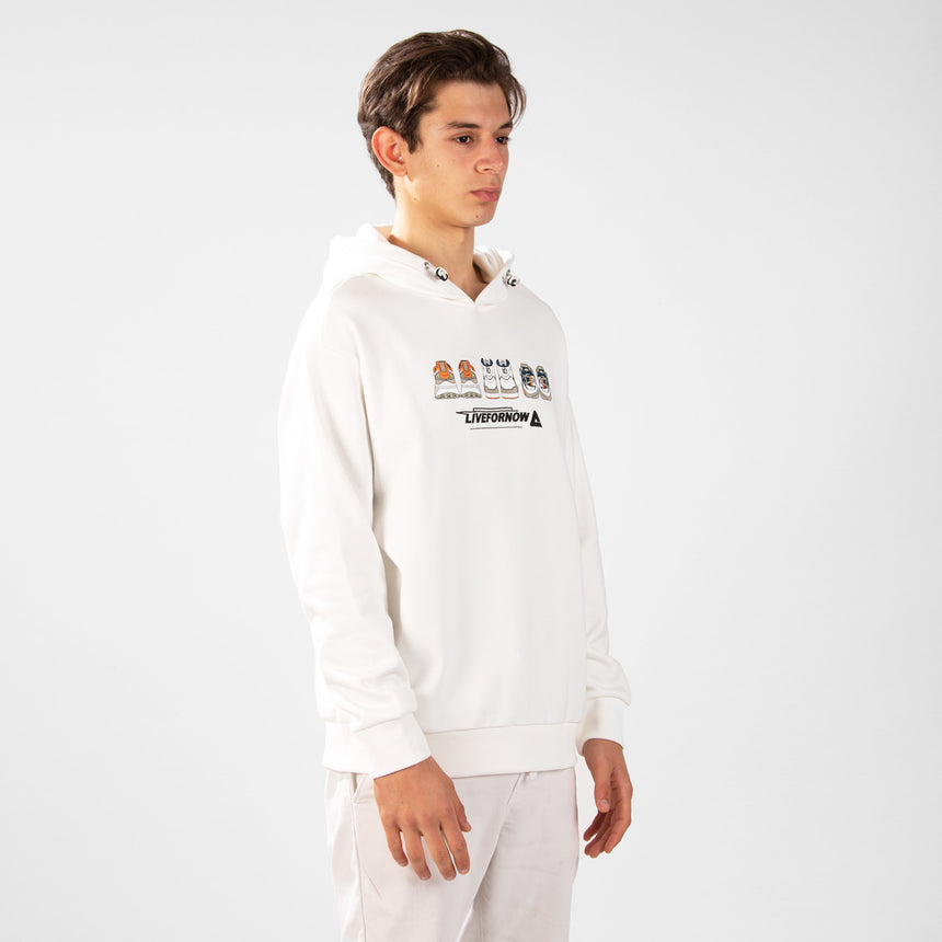 Sweat à capuche blanc PEAK Live For Now pour homme, avec imprimé graphique de sneakers et logo PEAK sur la poitrine – look moderne, confortable et idéal pour le quotidien.