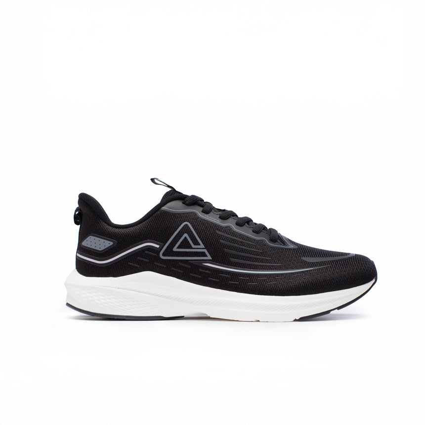 PEAK Runner Energy running shoes in black and white for women, lightweight and breathable design for optimal performance