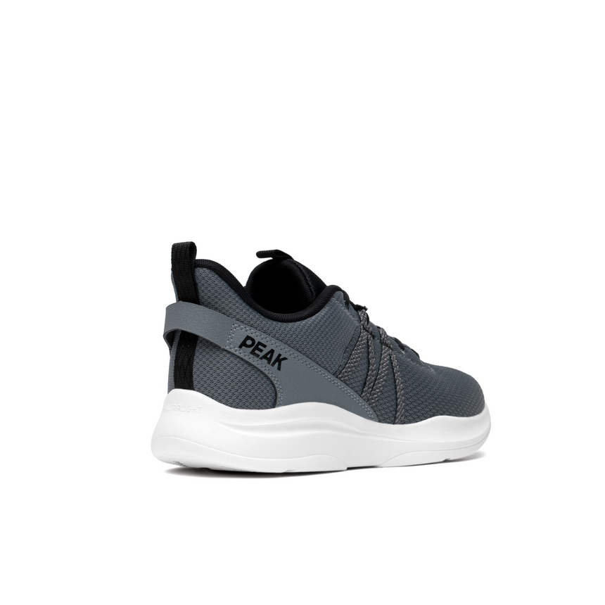Sneakers Peak pour homme en gris Paloma Ash, au design moderne et minimaliste, dotée d’une maille respirante et d’une semelle légère pour un confort optimal lors du running ou des activités quotidiennes.