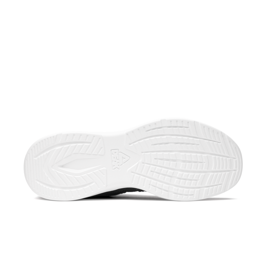 PEAK Dynalight shoes in black and white for women, detail view of the mesh upper and sole construction