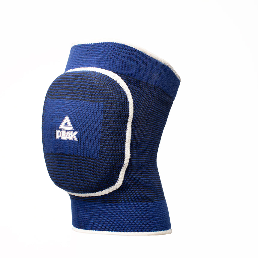 Genouillère PEAK bleue offrant une protection renforcée et un excellent maintien du genou. Idéale pour le basketball, le volleyball ou l’entraînement intensif.