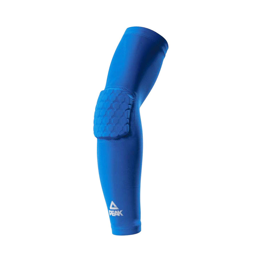 Manchon de bras PEAK bleu avec coussinet de protection au coude. Offre maintien, confort et sécurité pendant les entraînements ou matchs de basketball.