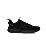Baskets Peak entièrement noires pour Femme, tige en maille respirante et semelle légère pour un confort optimal au quotidien et un style sportif urbain.
