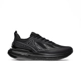 Sneakers Peak Taichi pour homme, coloris noir intégral, avec semelle amortissante et design moderne. Chaussure légère et performante pour le sport et le quotidien.