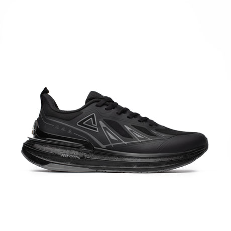 Sneakers Peak Taichi pour homme, coloris noir intégral, avec semelle amortissante et design moderne. Chaussure légère et performante pour le sport et le quotidien.