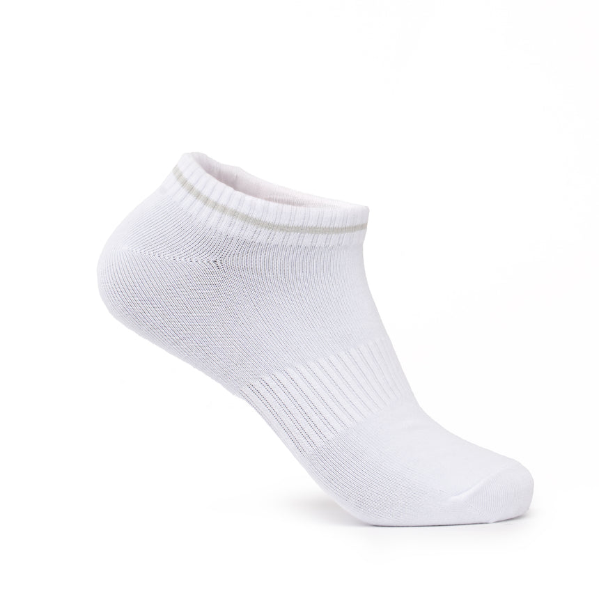 Chaussette basse PEAK blanche en coton respirant, légère et douce, offrant confort, maintien et discrétion parfaite pour le sport ou un usage quotidien.
