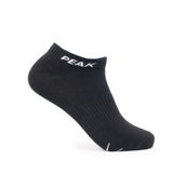Chaussette basse PEAK noire en coton respirant avec logo blanc, conçue pour offrir confort, maintien et performance au quotidien et pendant le sport.